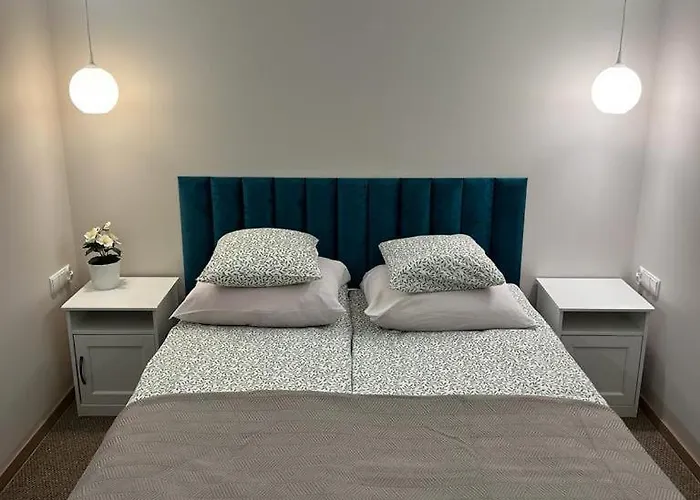 Anna * זקופאנה