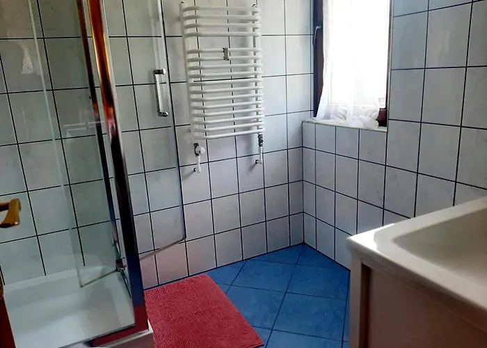 בית אירוח Anna *