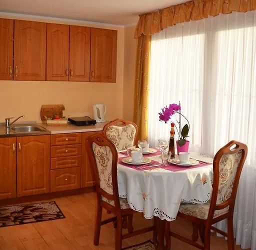 Anna زاكوباني